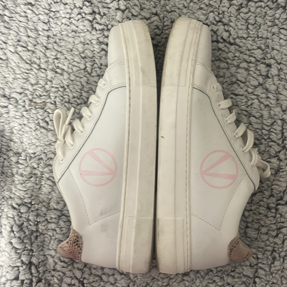 Valentino White/Pink Sneakers with Snake Skin detailing by Mario Valentino - Picture 14 of 16